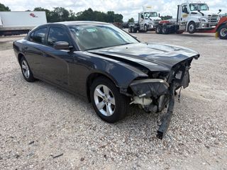 2014 Dodge Charger SE - Exterior Front Right Corner Image